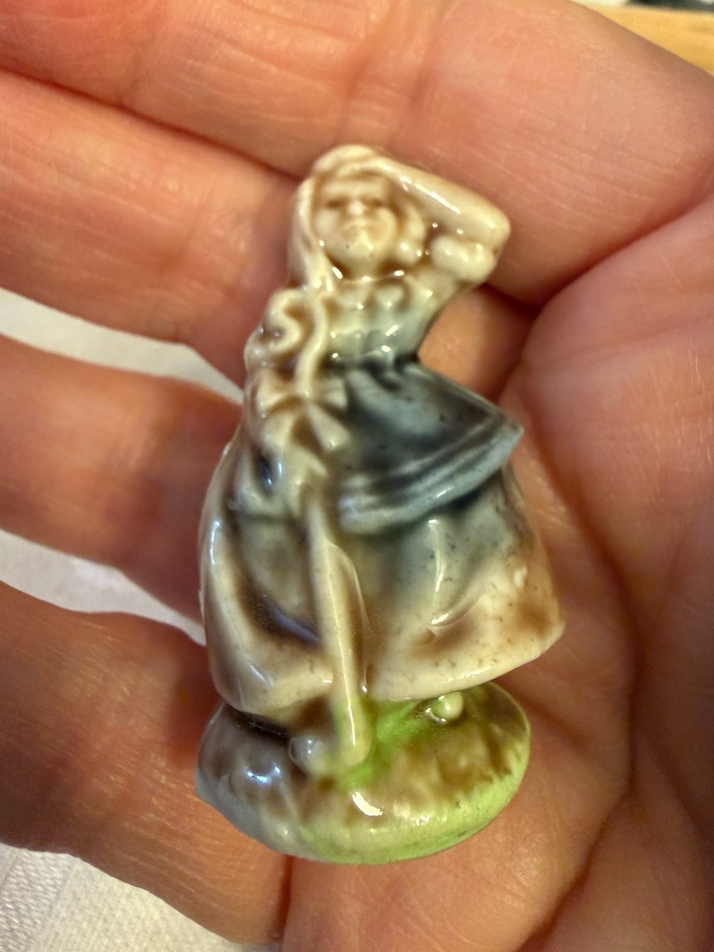 Wade Miniatures. Nursery Rhyme collection. Little Bo Peep